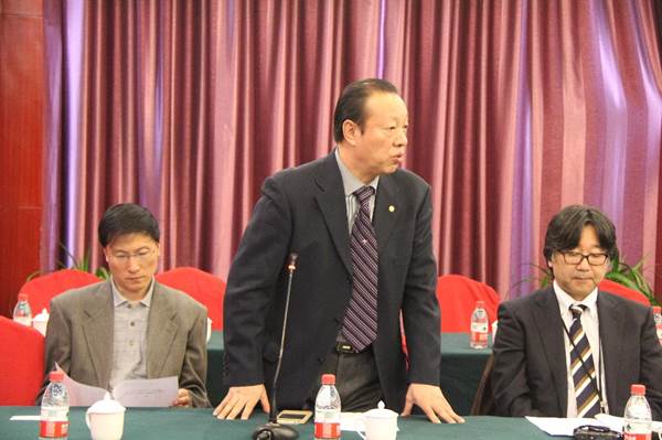 说明: http://wwwgl.lnu.edu.cn:8080/system/_owners/lnu_rbyjs/_webprj/images/17/03/29/vofxxq2jj1/15b182e83e6.JPG